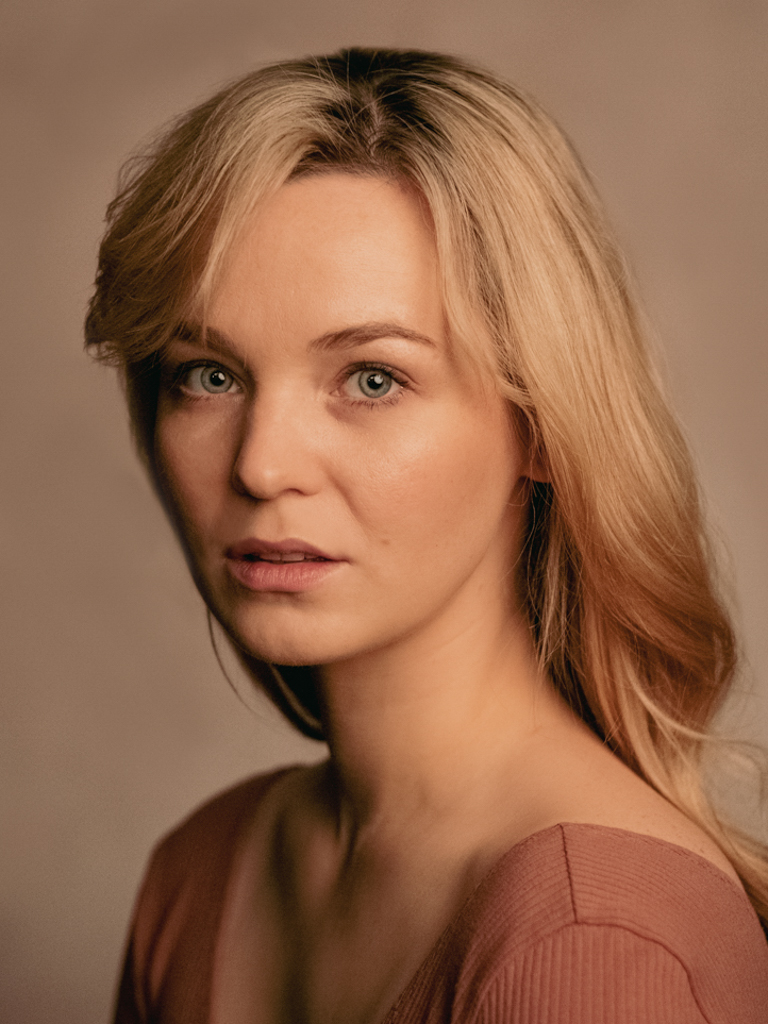 Michalina Łabacz, aktorka Teatru Narodowego. Fot. Marta Ankiersztejn