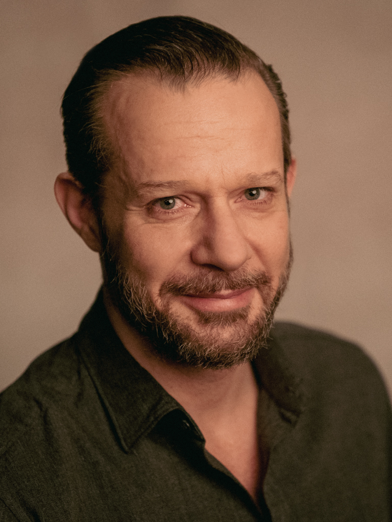 Grzegorz Małecki, aktor Teatru Narodowego. Fot. Marta Ankiersztejn