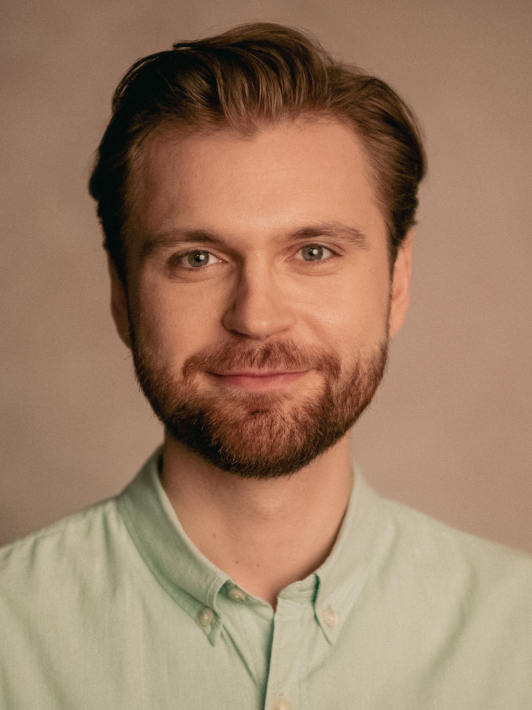 Hubert Paszkiewicz, aktor Teatru Narodowego. Fot. Marta Ankiersztejn